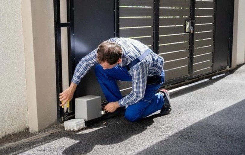 Ile kosztuje montaż napędu do bramy?